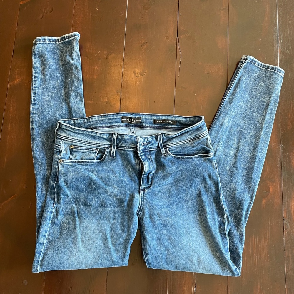 👖GUESS Skinny Jeans